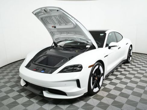 Certified 2025 Porsche Taycan 4S AWD/4WD image 37