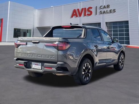 Used 2025 Hyundai Santa Cruz SEL FWD image 6