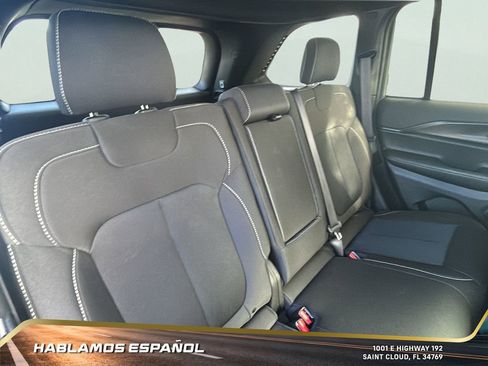 Used 2025 Jeep Grand Cherokee Laredo X w/ Luxury Tech Group I image 30