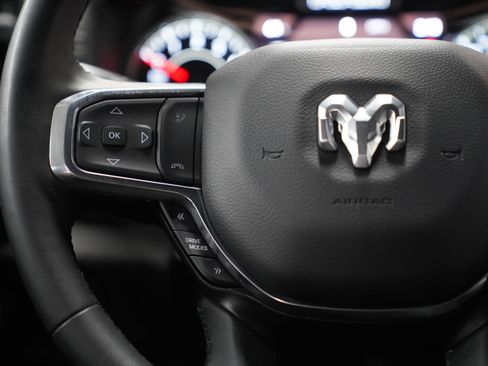 Used 2025 RAM 1500 Laramie image 20