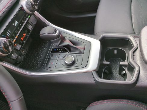 New 2025 Toyota RAV4 SE image 14