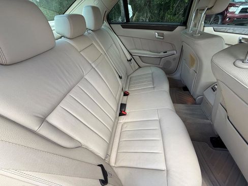Used 2014 Mercedes-Benz E 350 Sedan image 22