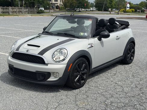 Used 2015 MINI Cooper S FWD image 11