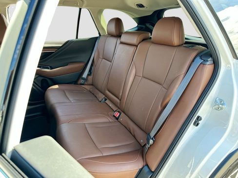 Used 2021 Subaru Outback Touring w/ Popular Package #2 image 26