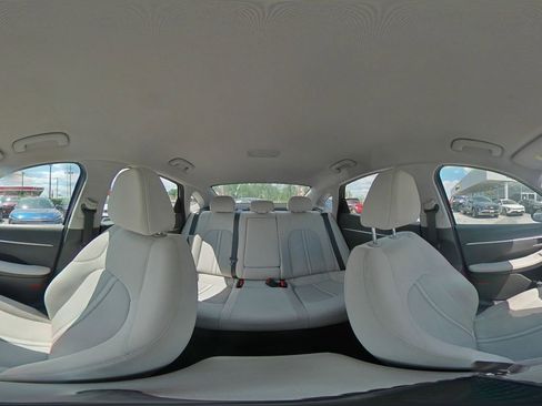 Used 2025 Hyundai Sonata SEL FWD image 39