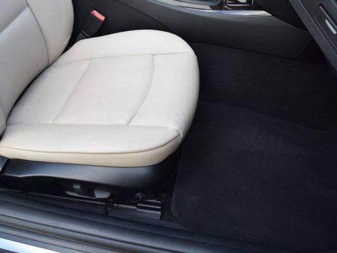 Used 2013 BMW 328i Convertible RWD image 49
