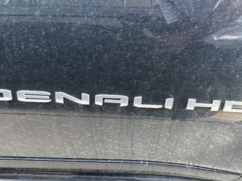 Used 2025 GMC Sierra 2500 Denali Ultimate w/ Max Trailering Package AWD/4WD image 11