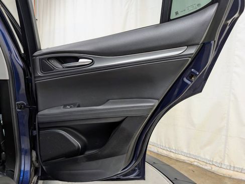 Used 2018 Alfa Romeo Stelvio Sport w/ Quick Order Package 22J Sport image 22