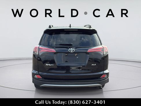 Used 2018 Toyota RAV4 XLE w/ Plus Extra Value Package FWD image 8