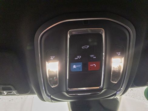 Used 2024 Jeep Grand Cherokee Laredo w/ Luxury Tech Group I image 30