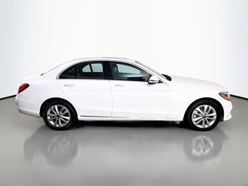 Used 2019 Mercedes-Benz C 300 4MATIC Sedan image 11