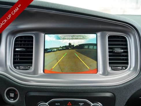 Used 2023 Dodge Charger SXT RWD image 11