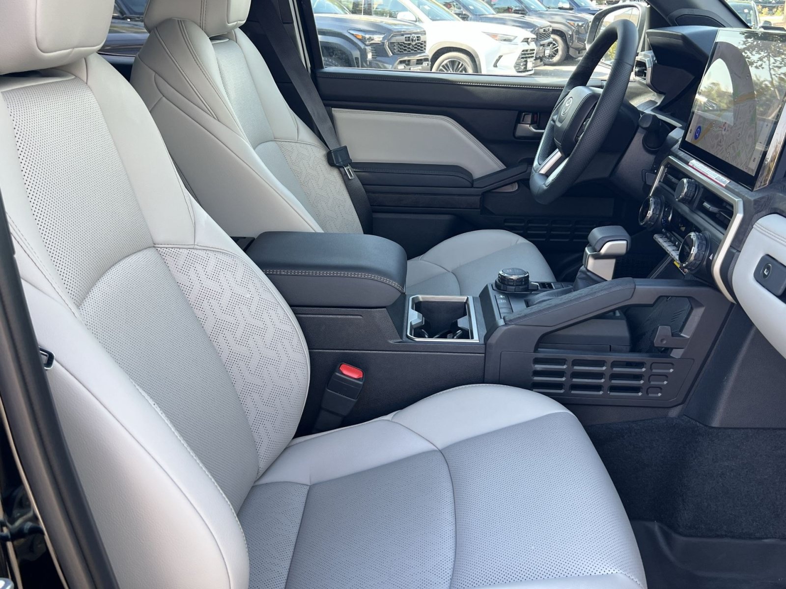 Used 2026 Toyota Tacoma Limited AWD/4WD image 26