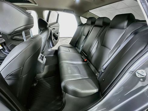 Used 2025 Honda Accord Touring image 14