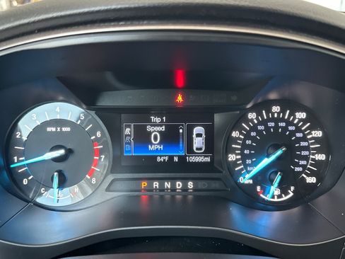 Used 2017 Ford Fusion SE FWD image 23