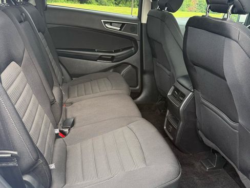 Used 2018 Ford Edge SEL FWD image 17