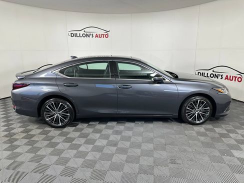 Used 2023 Lexus ES 250 w/ Premium Package AWD/4WD image 7