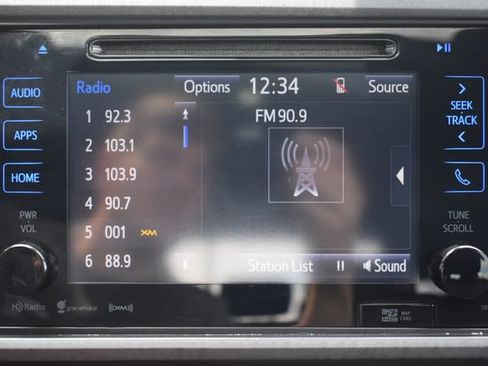 Used 2018 Toyota Tacoma SR5 AWD/4WD image 27