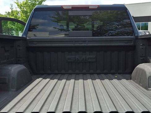 Used 2024 GMC Sierra 1500 SLT w/ SLT Premium Plus Package AWD/4WD image 29