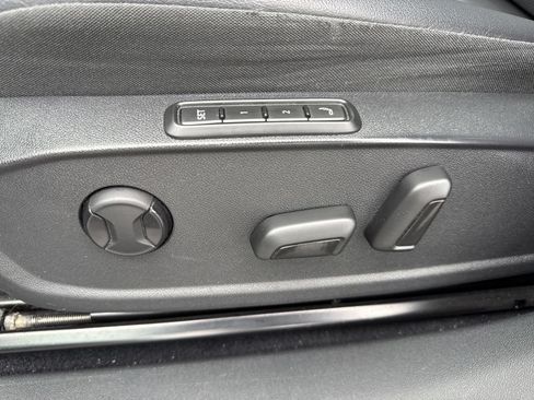 Certified 2021 Volkswagen ID.4 Pro S RWD image 23