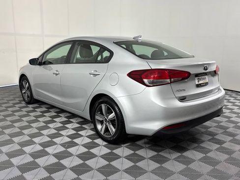 Used 2018 Kia Forte LX w/ LX Popular Package FWD image 8