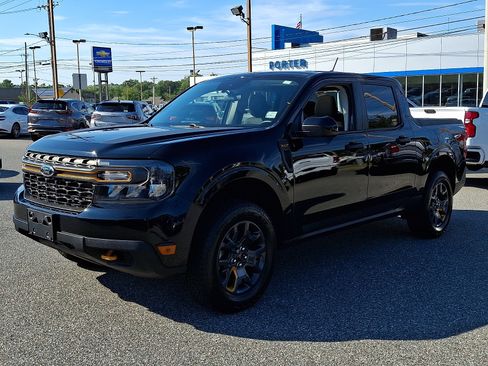 Used 2024 Ford Maverick Tremor w/ Tremor Off-Road Package AWD/4WD image 3