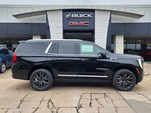 New 2026 GMC Yukon Denali w/ Denali Reserve Package AWD/4WD image 2