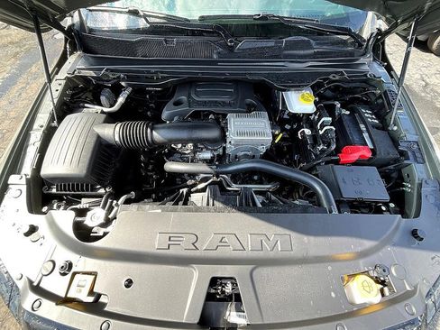 New 2026 RAM 1500 4x4 Crew Cab image 3