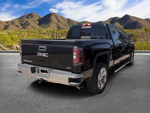 Used 2018 GMC Sierra 1500 SLT AWD/4WD image 3