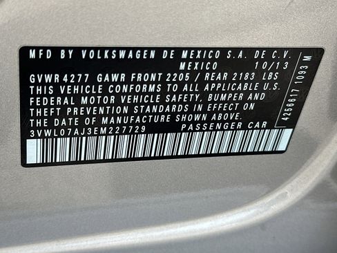 Used 2014 Volkswagen Jetta SEL FWD image 27
