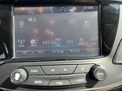 Used 2017 Buick Envision Preferred FWD image 4