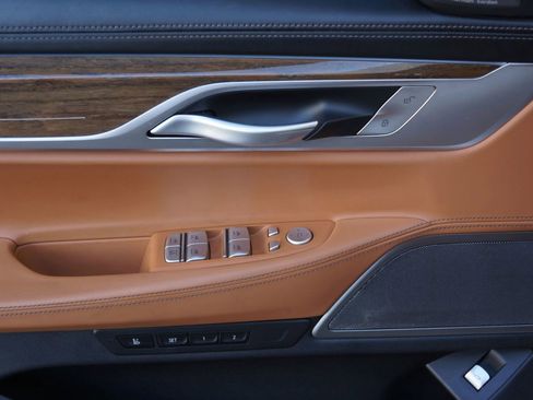 Used 2019 BMW 740e xDrive w/ Executive Package image 21