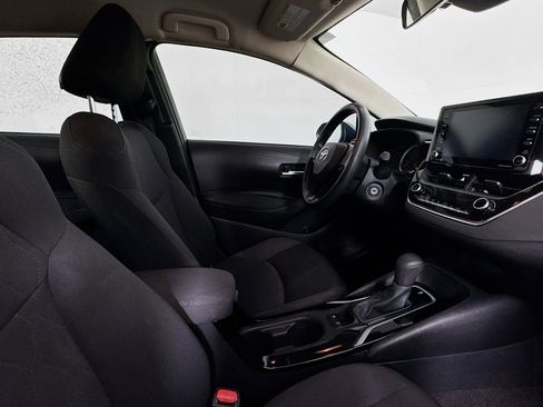 Used 2021 Toyota Corolla LE image 26