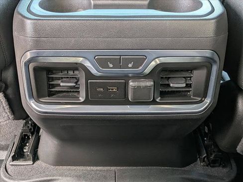 Used 2021 Chevrolet Silverado 1500 LTZ AWD/4WD image 17