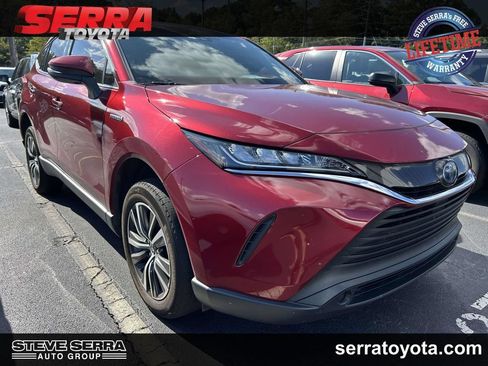Used 2021 Toyota Venza LE AWD/4WD image 1