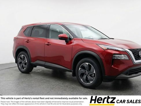 Used 2025 Nissan Rogue SV AWD/4WD image 1