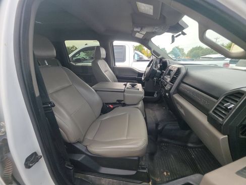 Used 2020 Ford F250 XL w/ Power Equipment Group AWD/4WD image 6