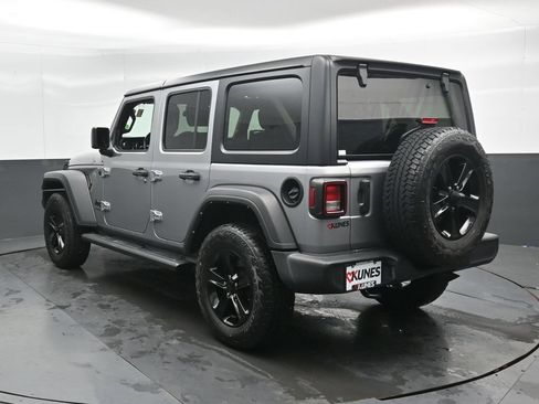 Used 2021 Jeep Wrangler Unlimited Sport AWD/4WD image 9
