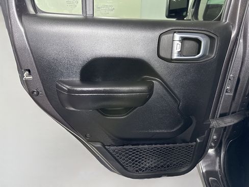 Used 2021 Jeep Wrangler Unlimited Sport image 26