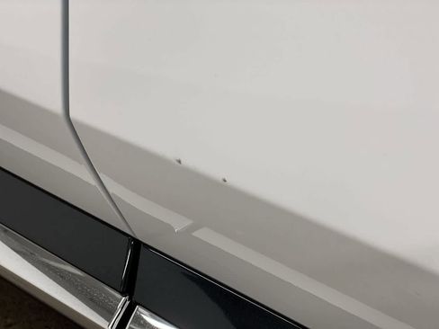 Used 2025 Chevrolet Equinox EV LT w/ Convenience Package image 30