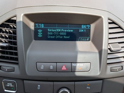 Used 2012 Buick Regal Premium FWD image 24