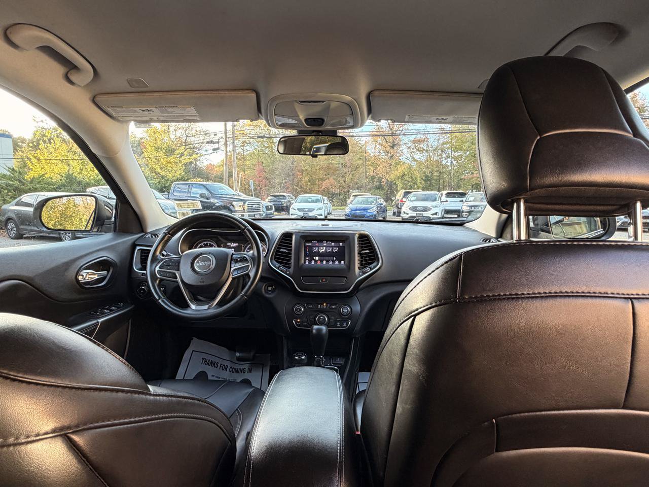 Used 2019 Jeep Cherokee Latitude Plus AWD/4WD image 24
