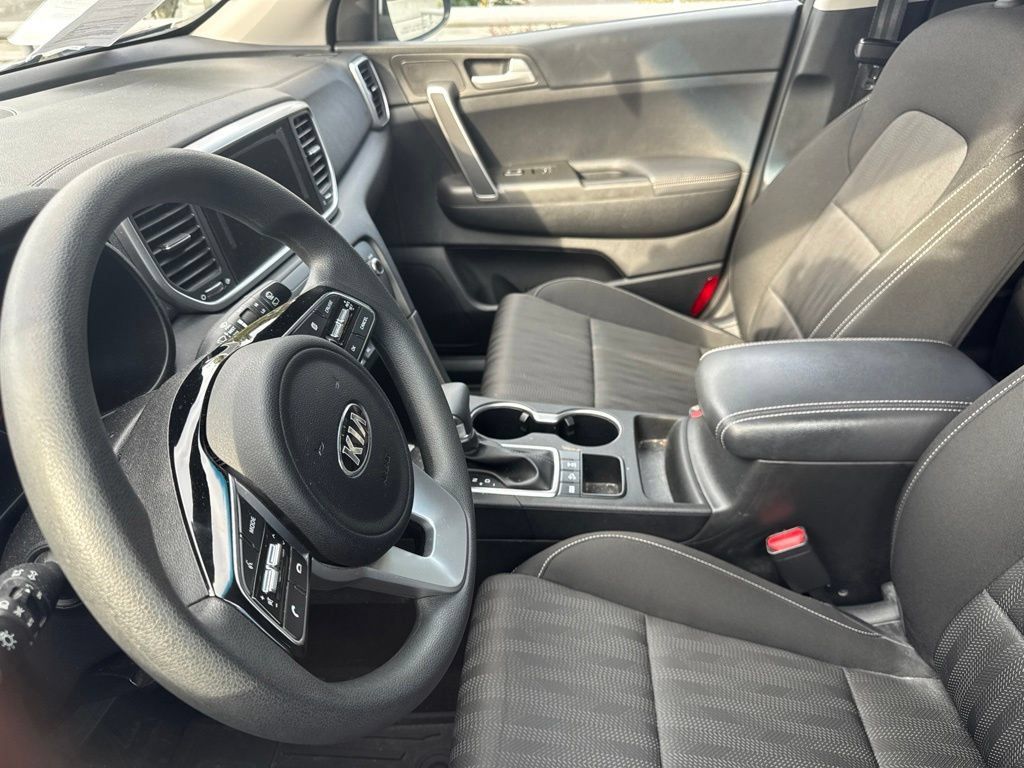 Used 2020 Kia Sportage LX AWD/4WD image 5