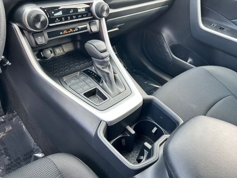 Certified 2025 Toyota RAV4 LE image 18
