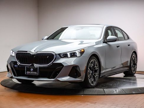 Certified 2025 BMW i5 eDrive40i w/ M Sport Package image 1