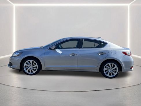 Used 2018 Acura ILX w/ AcuraWatch Plus Package image 21