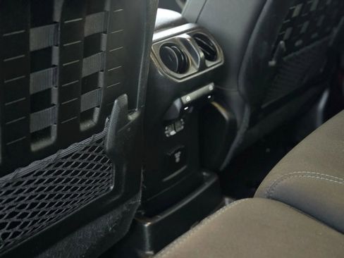 Used 2022 Jeep Wrangler Unlimited Rubicon 4xe w/ Safety Group image 30