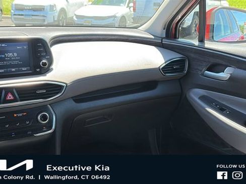 Used 2019 Hyundai Santa Fe SE AWD/4WD image 24