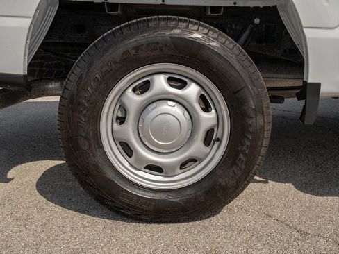 Used 2023 Ford F150 XL w/ Trailer Tow Package image 9