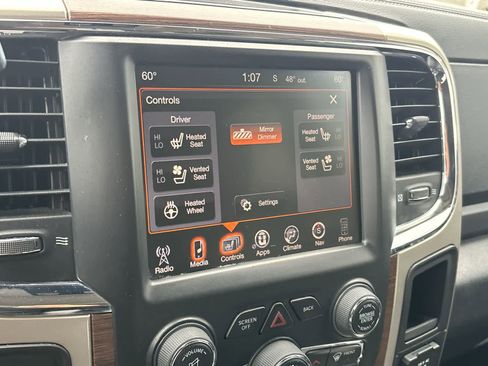 Used 2015 RAM 2500 Laramie w/ Protection Group image 12